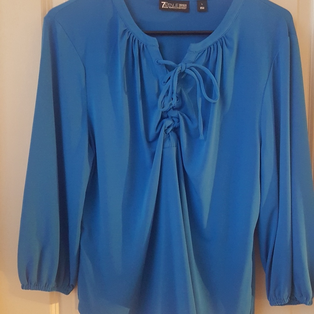 Lady's top